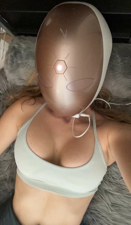 Amanda Cerny