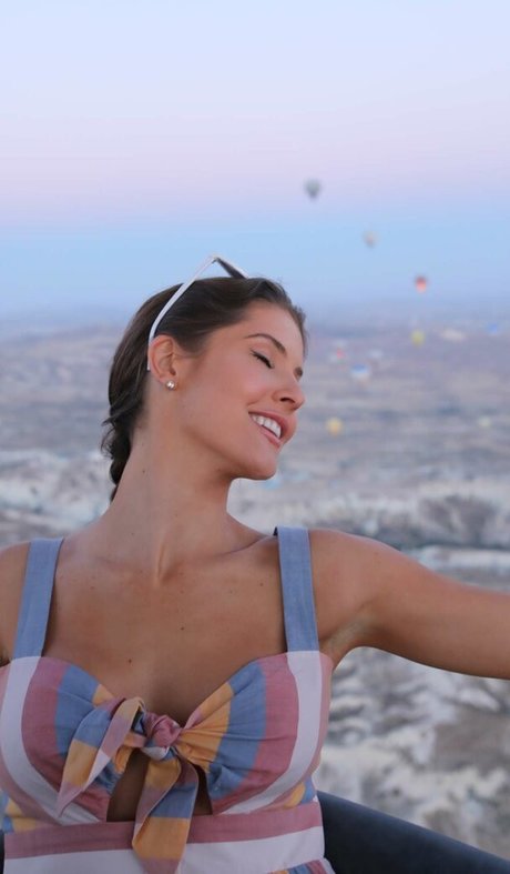 Amanda Cerny