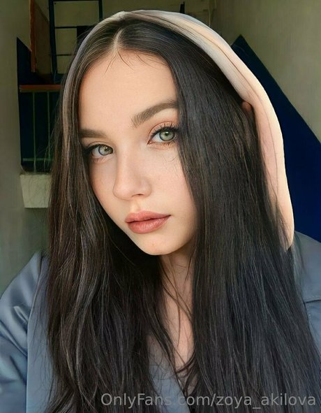 Zoya_akilova