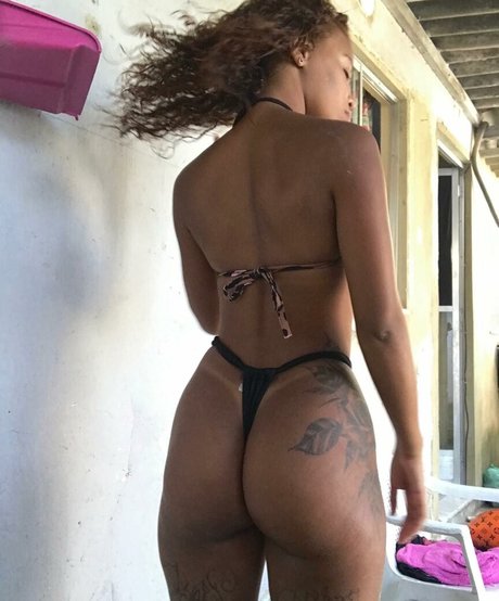 Naakte gelekte OnlyFans-foto van Annasilva13
