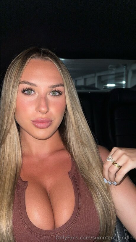 Naakte gelekte OnlyFans-foto van Summerchandler