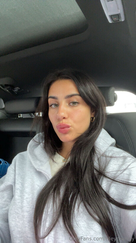 Naakte gelekte OnlyFans-foto van Rileymurray