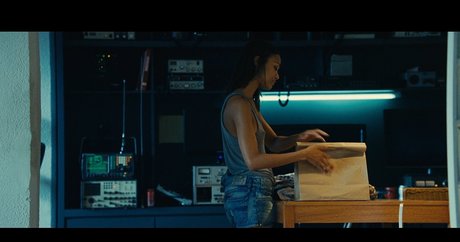 Naakte gelekte OnlyFans-foto van Zoe Saldana