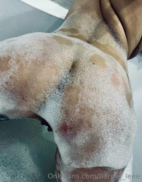 Naakte gelekte OnlyFans-foto van Harperleee