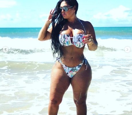 Naakte gelekte OnlyFans-foto van Coroa Gostosa