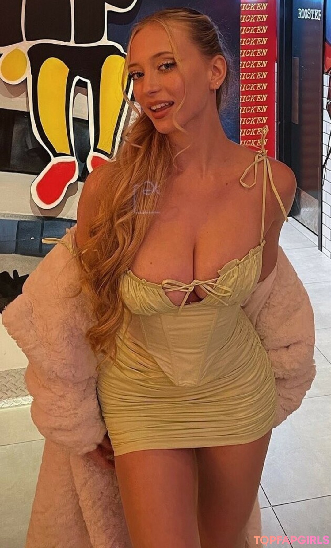 Naakte gelekte OnlyFans-foto van Sophia Diamond #1060