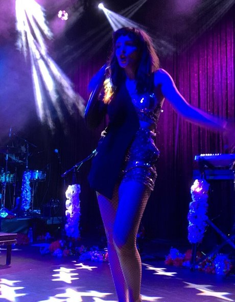 Lauren Mayberry