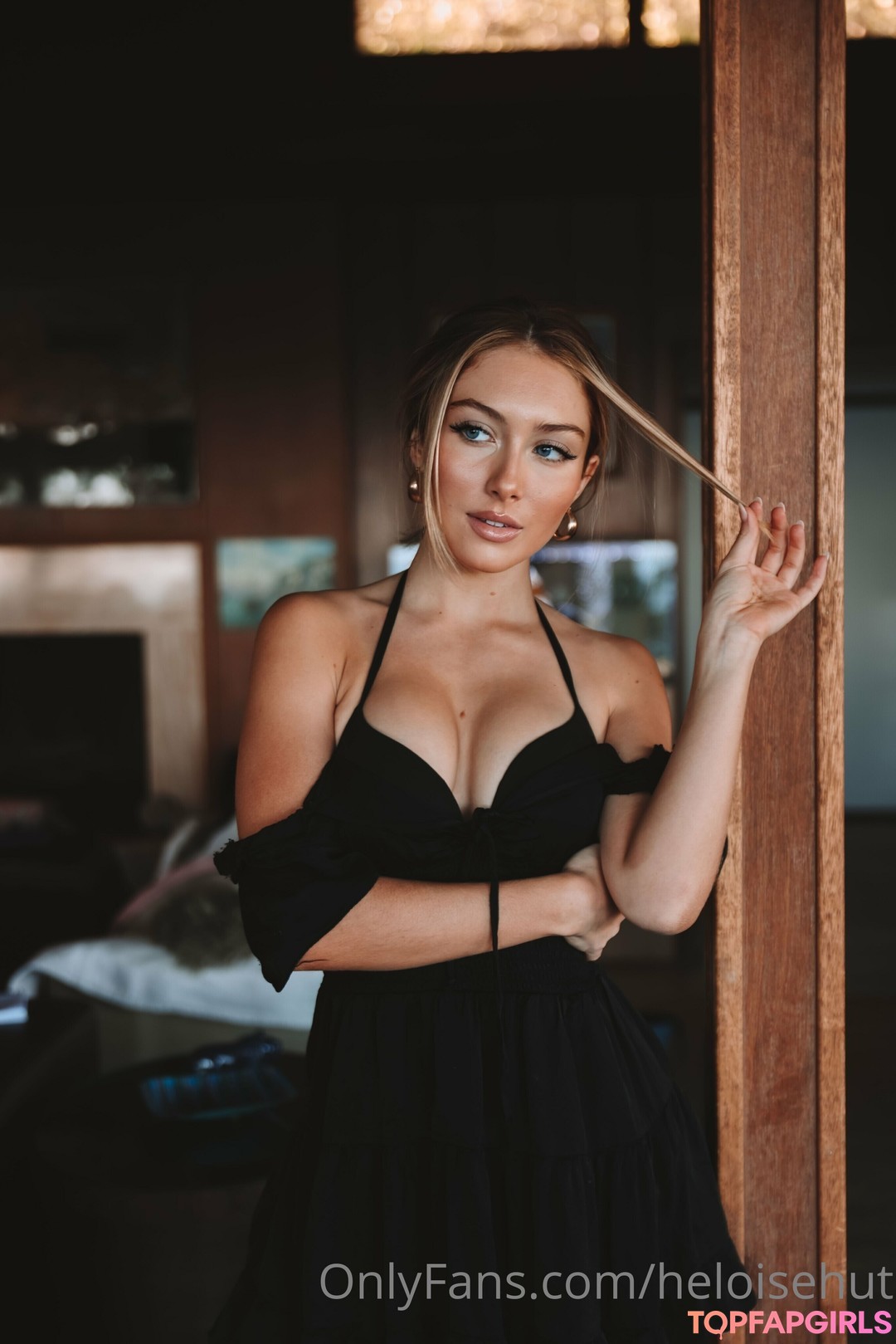 Naakte gelekte OnlyFans-foto van Heloise Hut #1021