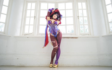 Naakte gelekte OnlyFans-foto van Katy Kat Cosplay