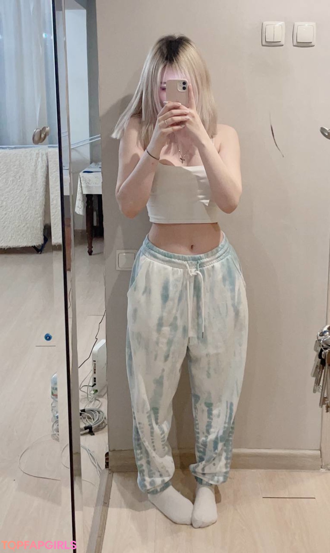 Naakte gelekte OnlyFans-foto van Babyjeyy Jennysweety #121