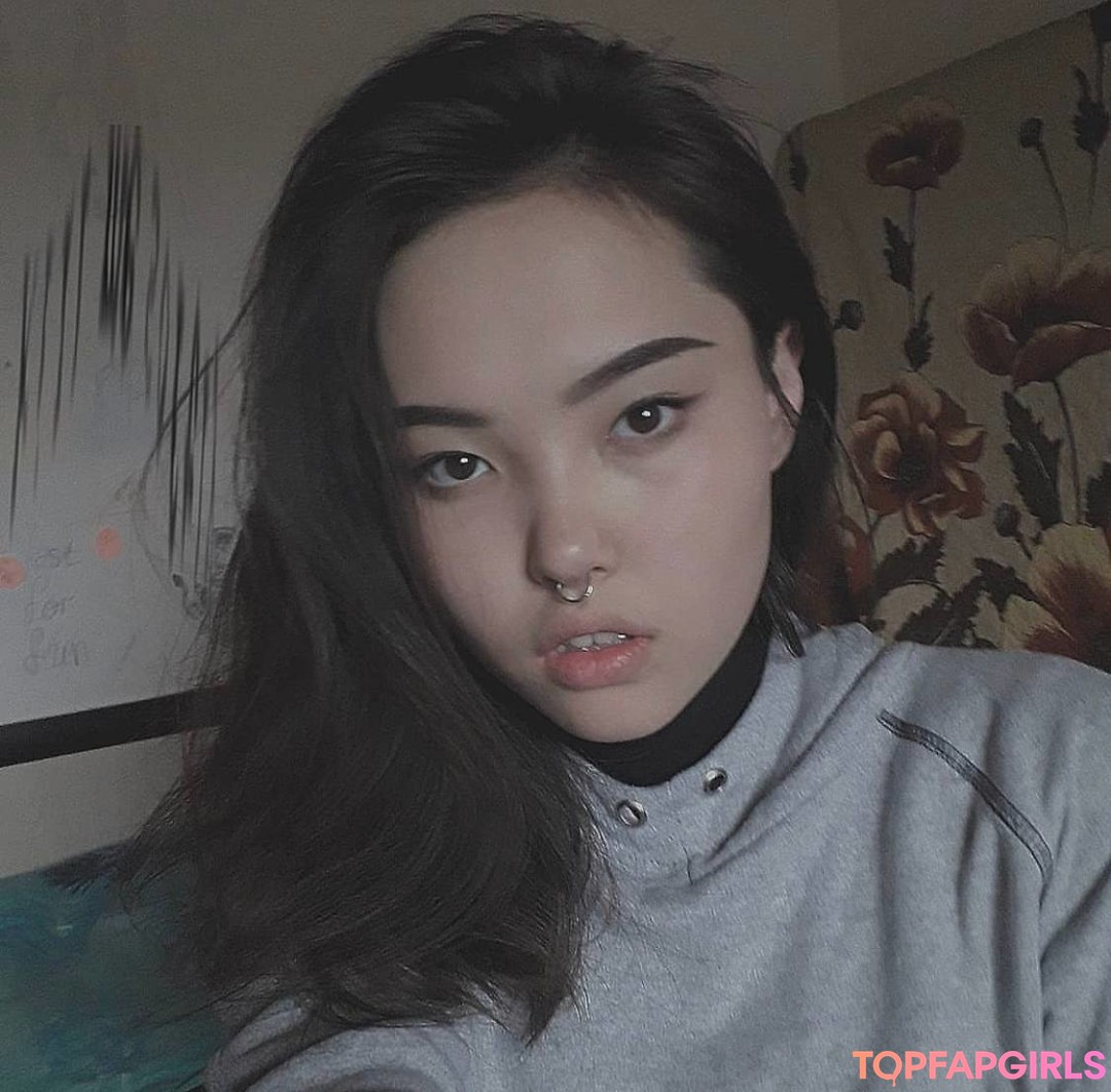 Naakte gelekte OnlyFans-foto van Babyjeyy Jennysweety #155