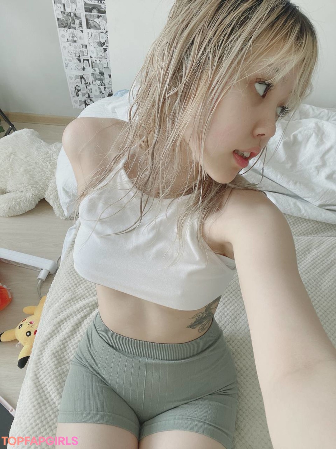 Naakte gelekte OnlyFans-foto van Babyjeyy Jennysweety #97