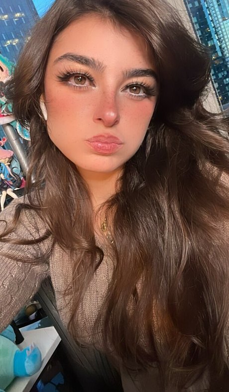Naakte gelekte OnlyFans-foto van Aruuu
