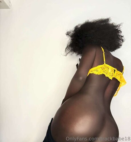 Trackbabe18