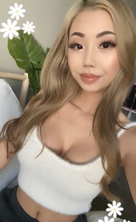 Naakte gelekte OnlyFans-foto van Supcaitlin