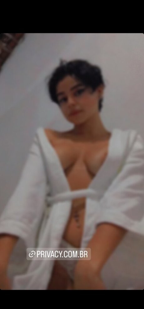 Naakte gelekte OnlyFans-foto van Maceio