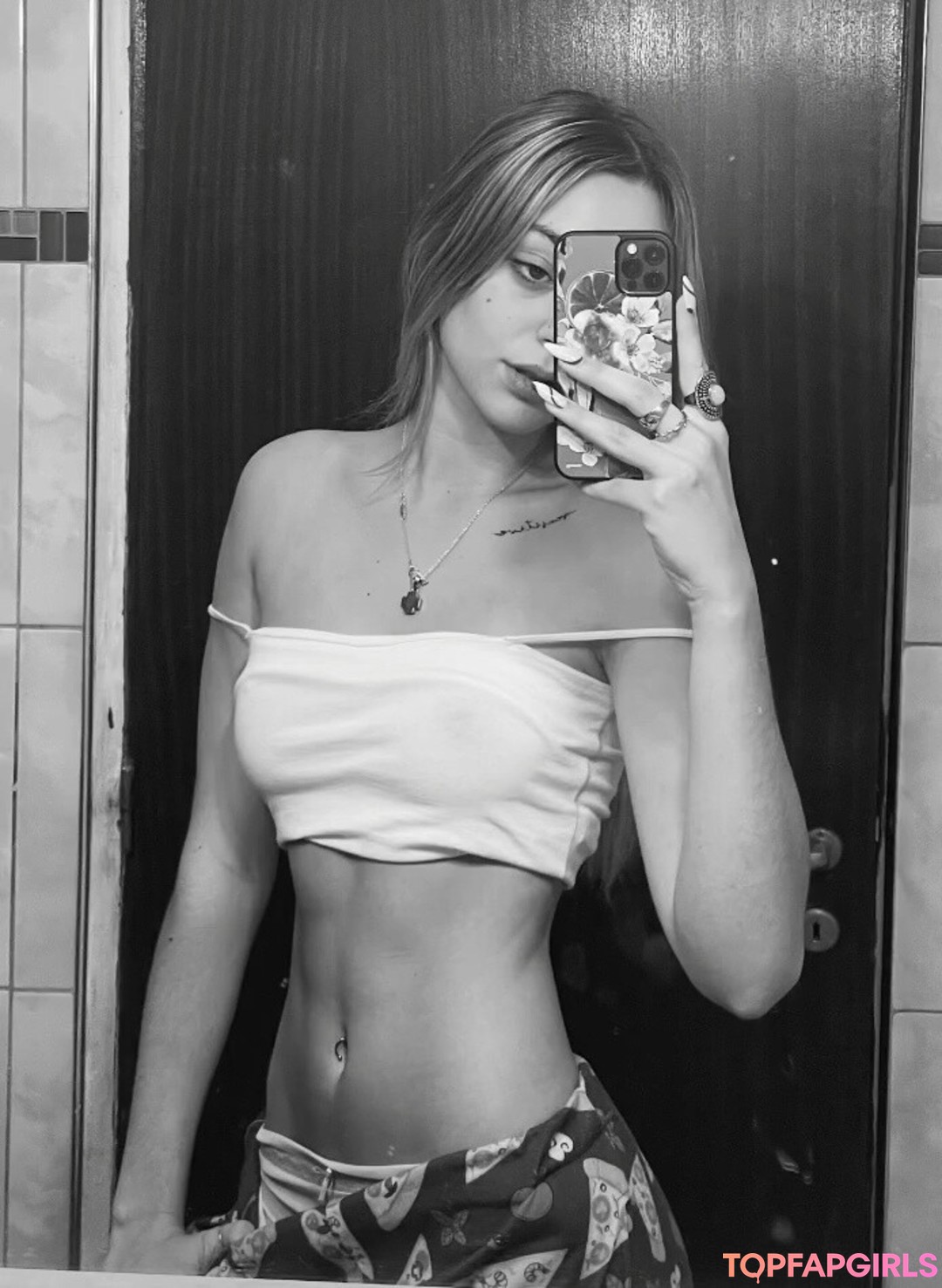 Naakte gelekte OnlyFans-foto van Angeles Watters #1878