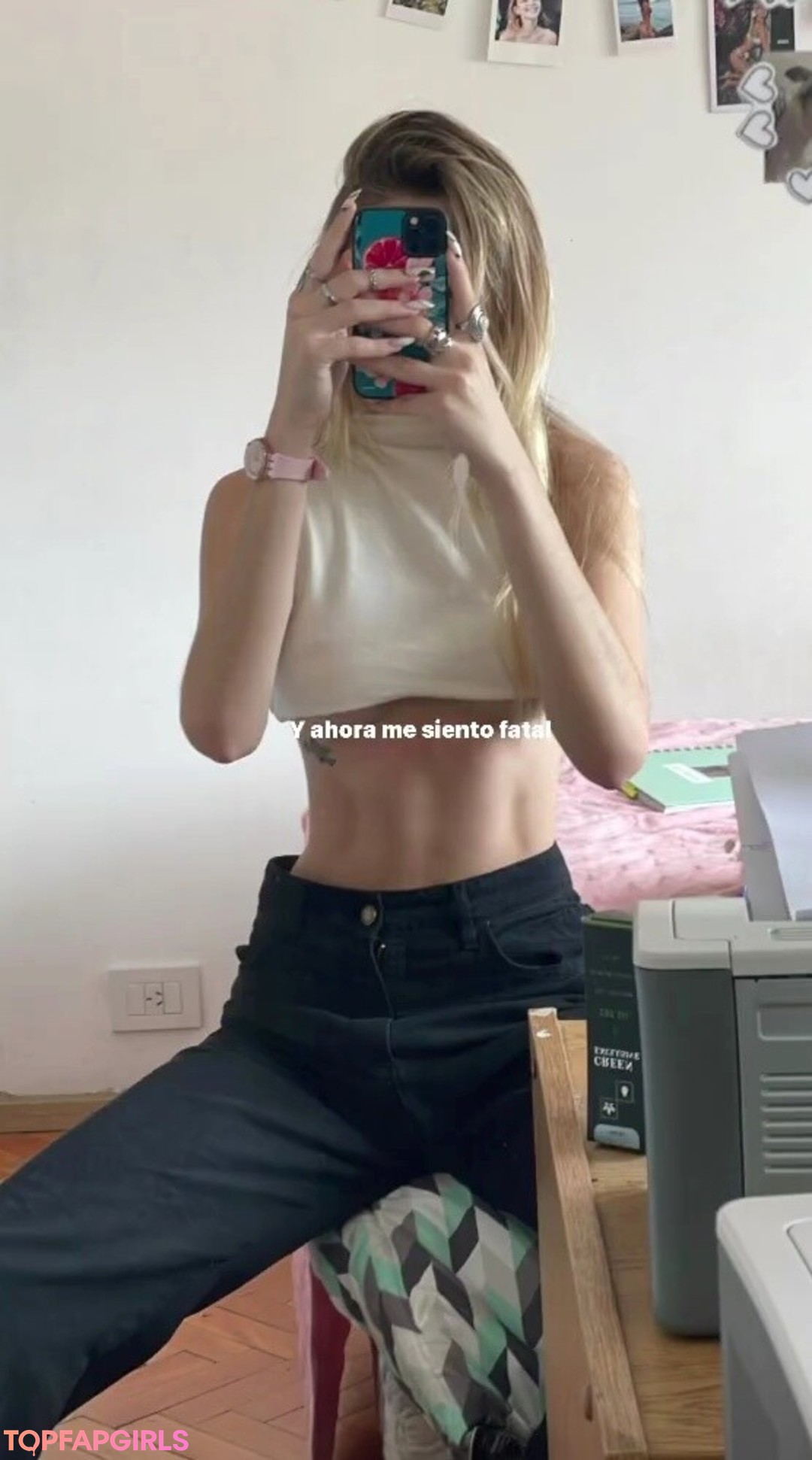 Naakte gelekte OnlyFans-foto van Angeles Watters #1884