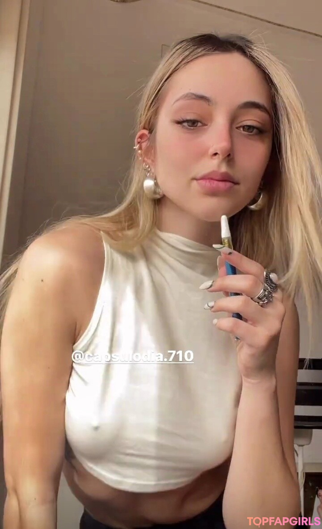 Naakte gelekte OnlyFans-foto van Angeles Watters #1887