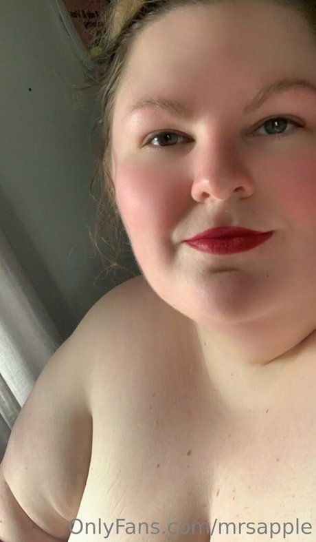 Naakte gelekte OnlyFans-foto van Mrsapple