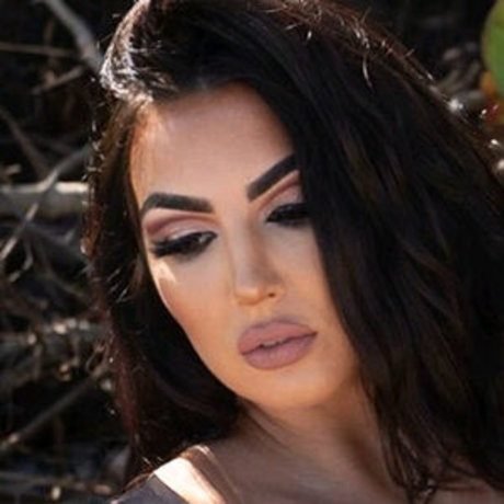 Naakte gelekte OnlyFans-foto van Jessica Mckay