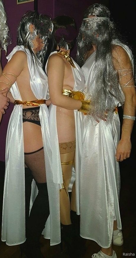 Naakte gelekte OnlyFans-foto van Raisha