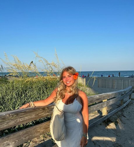 Naakte gelekte OnlyFans-foto van Katia A