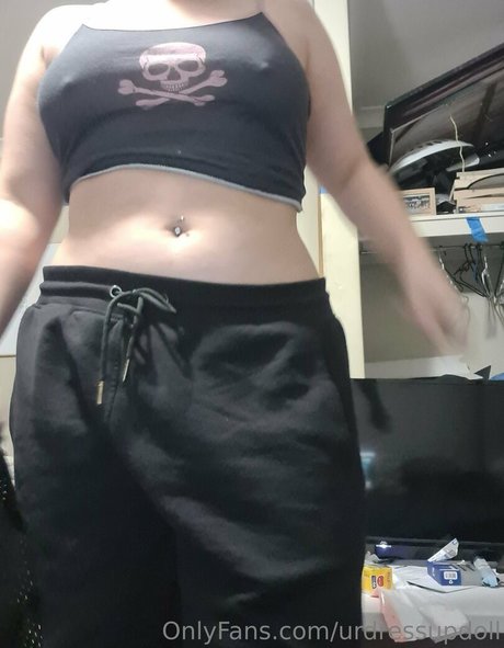 Dramatic_dumpster_free