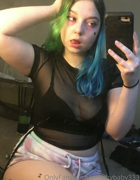 Naakte gelekte OnlyFans-foto van Spookybaby777