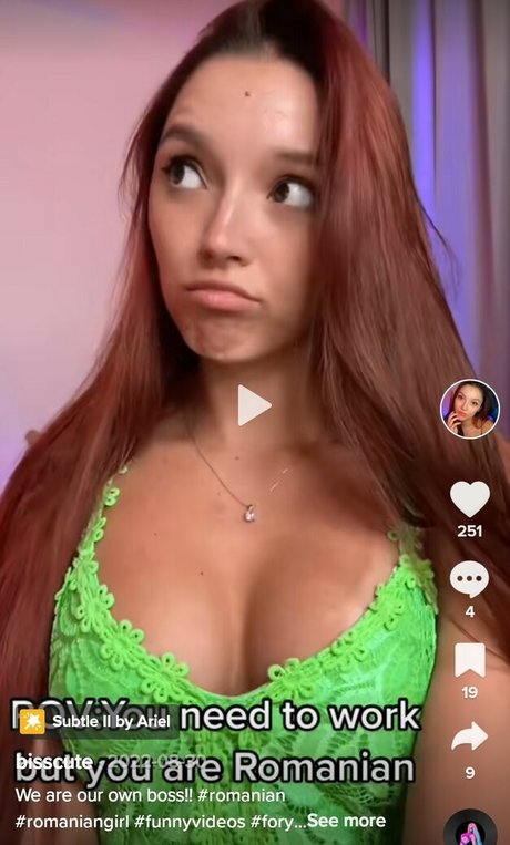 Naakte gelekte OnlyFans-foto van Bisscute