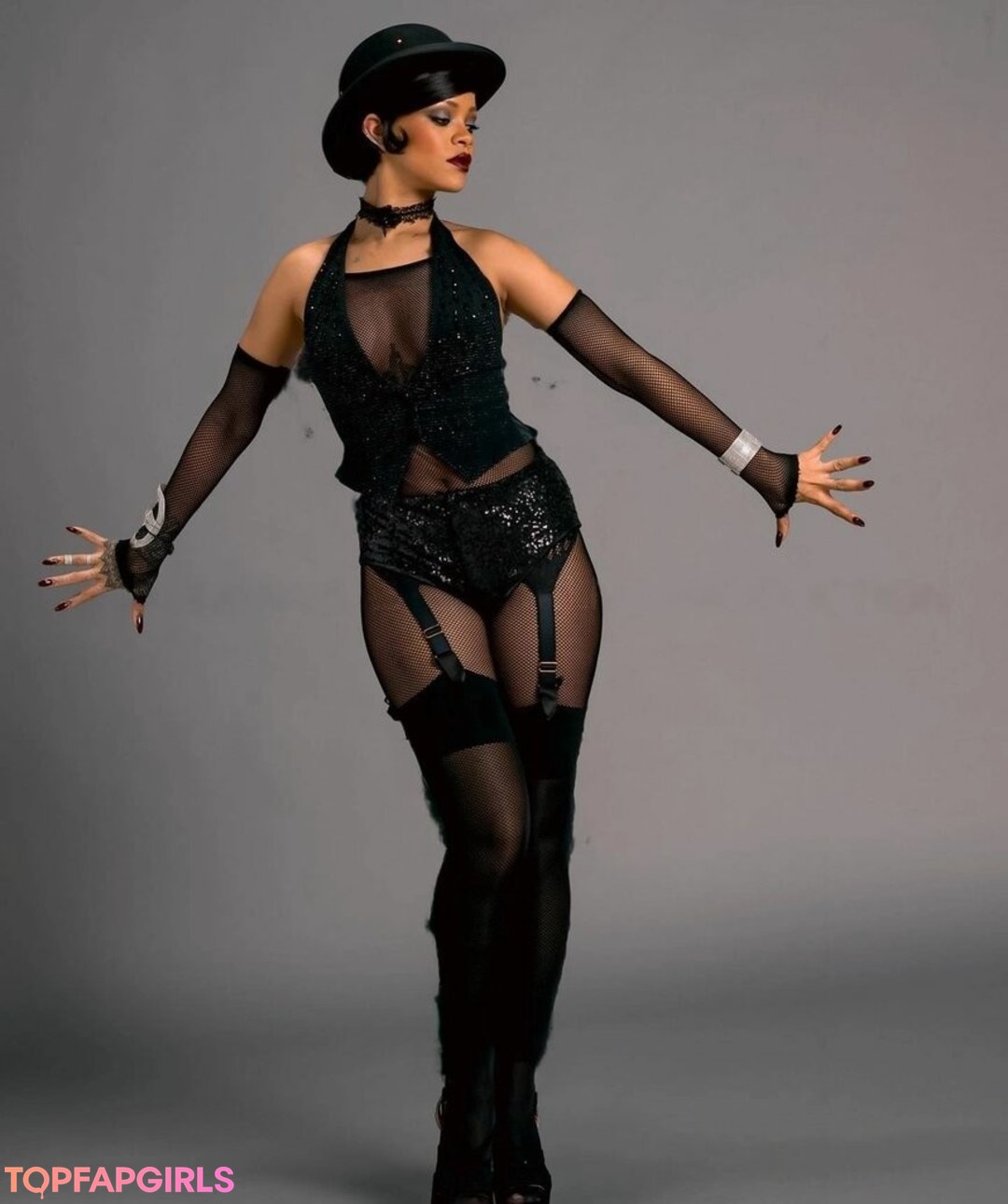 Naakte gelekte OnlyFans-foto van Rihanna #1146