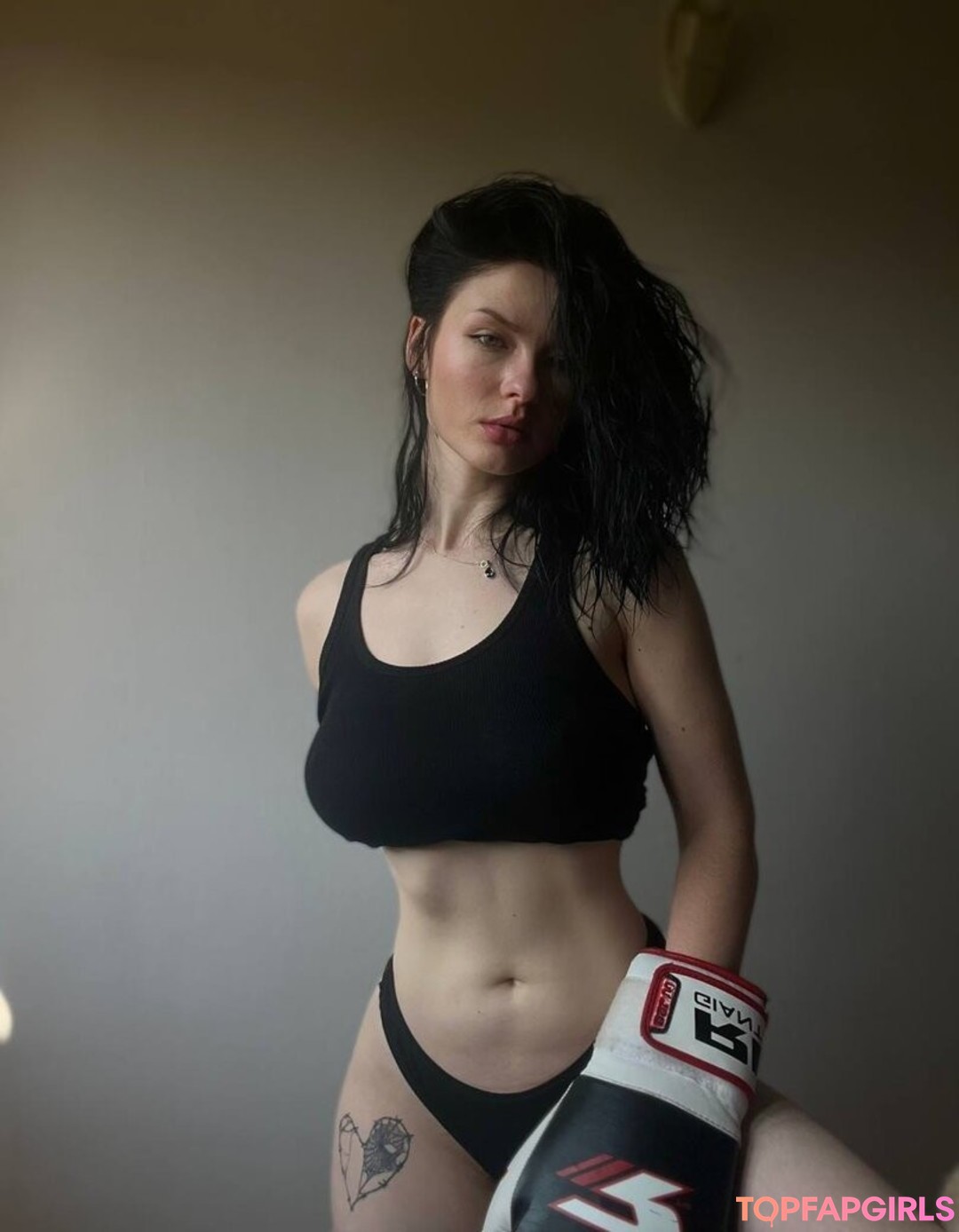 Naakte gelekte OnlyFans-foto van Innervus #1002