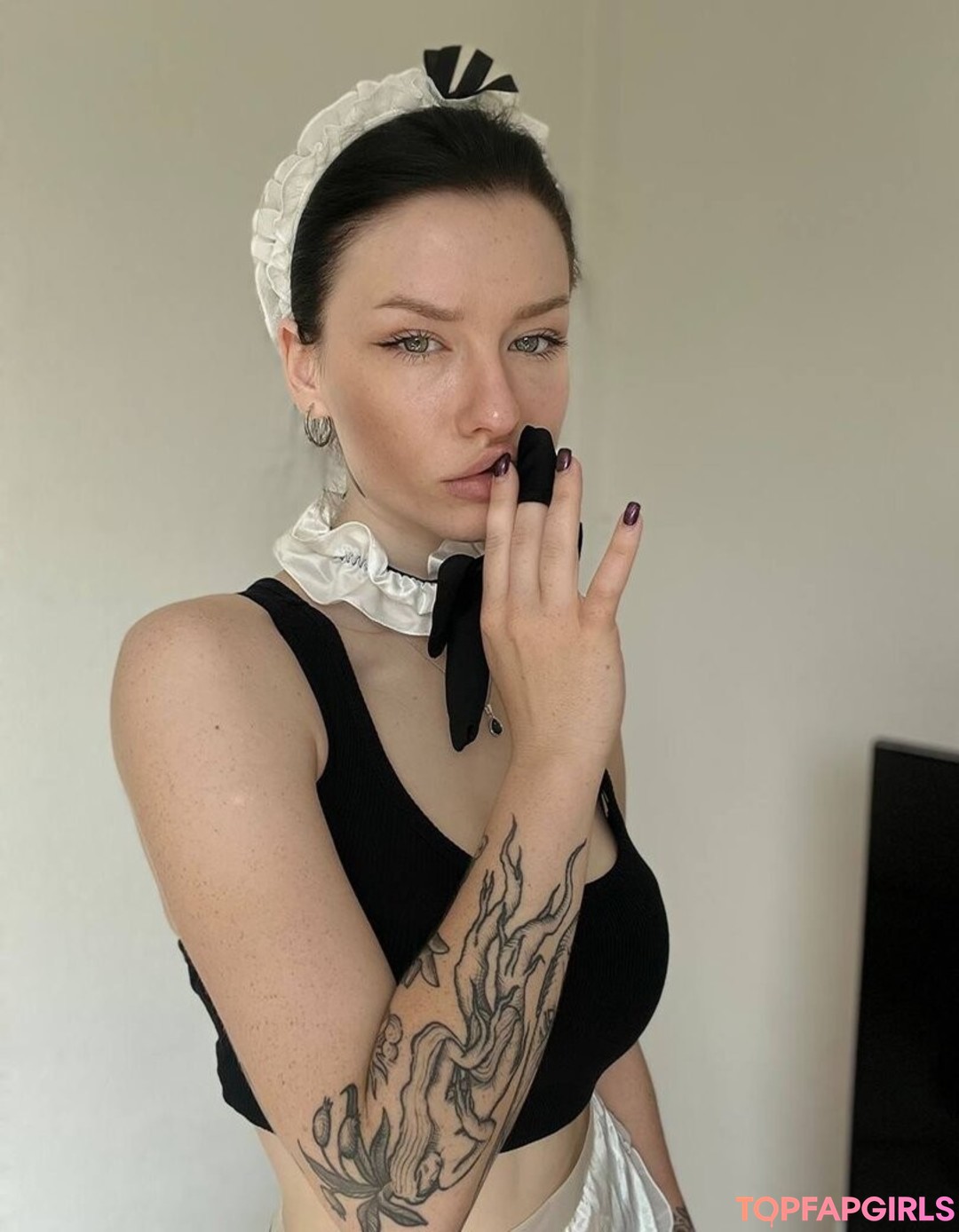 Naakte gelekte OnlyFans-foto van Innervus #1053