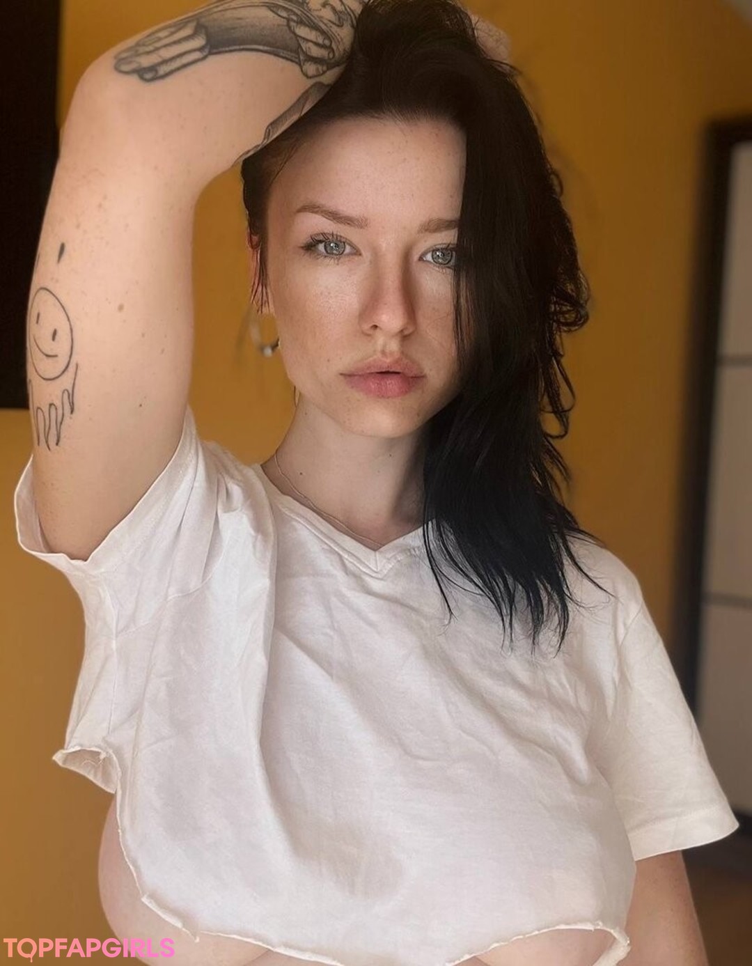 Naakte gelekte OnlyFans-foto van Innervus #1376