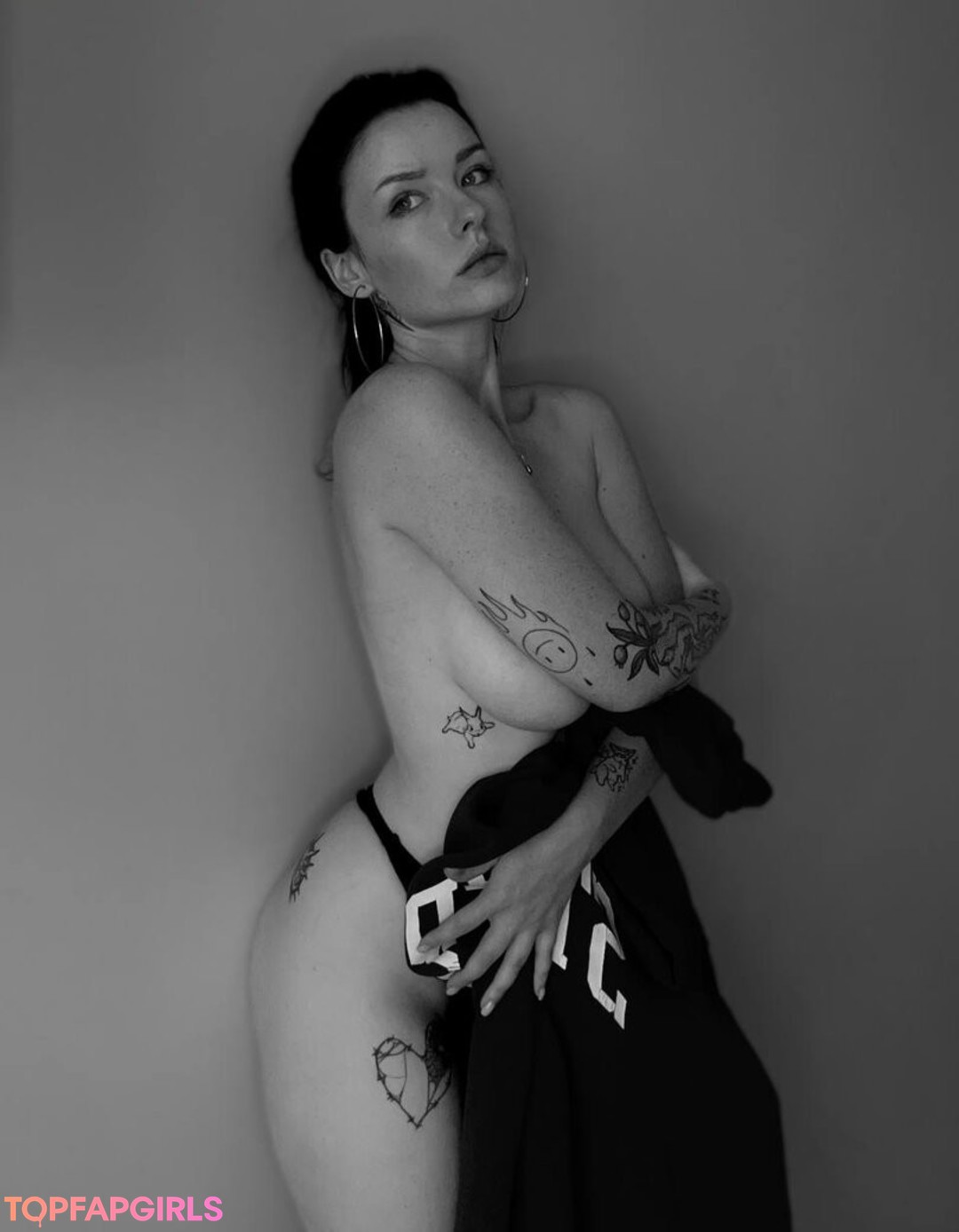 Naakte gelekte OnlyFans-foto van Innervus #1540