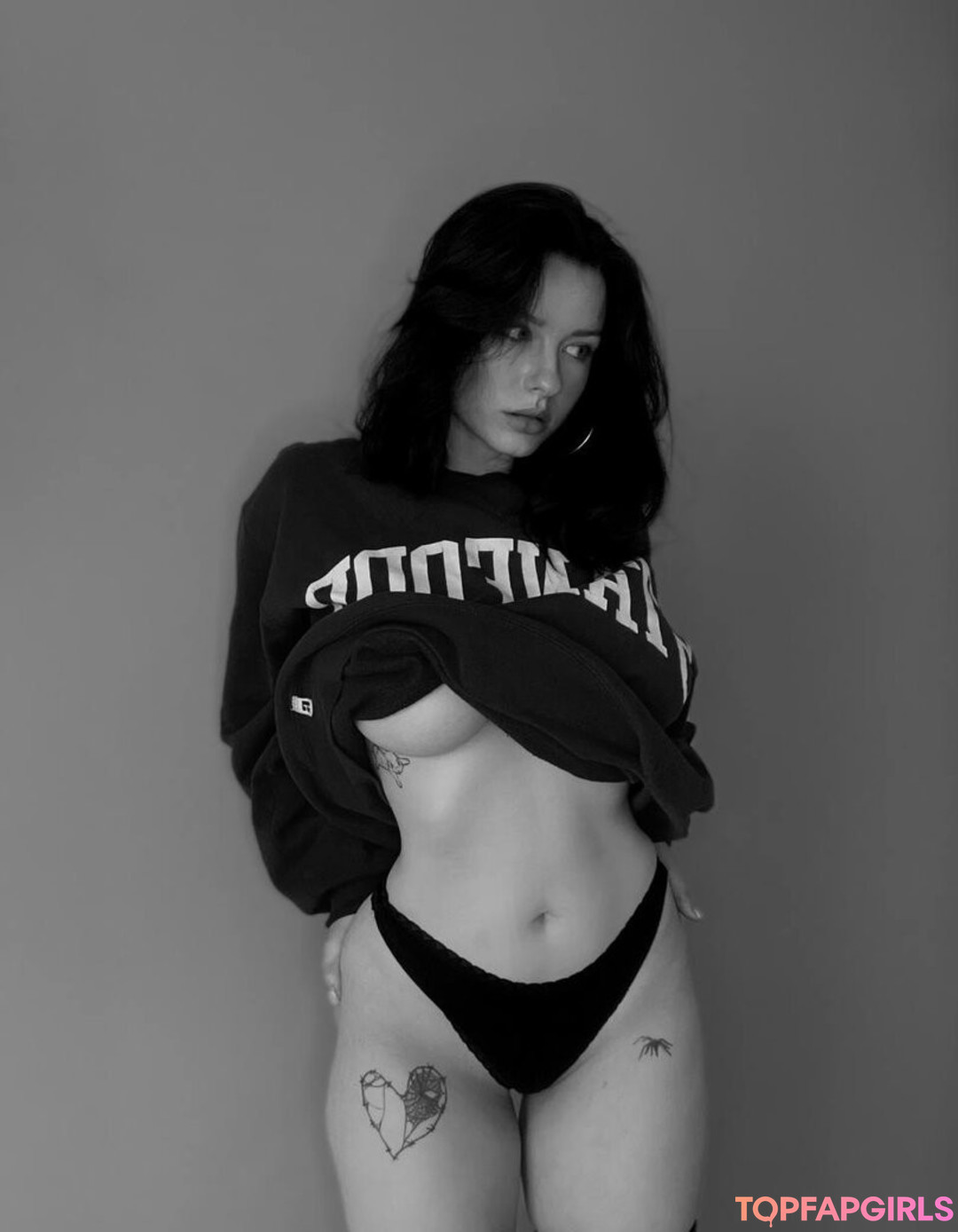 Naakte gelekte OnlyFans-foto van Innervus #1569