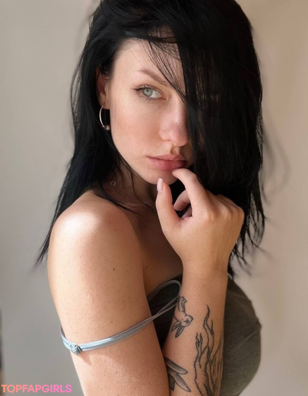 Naakte gelekte OnlyFans-foto van Innervus #1605