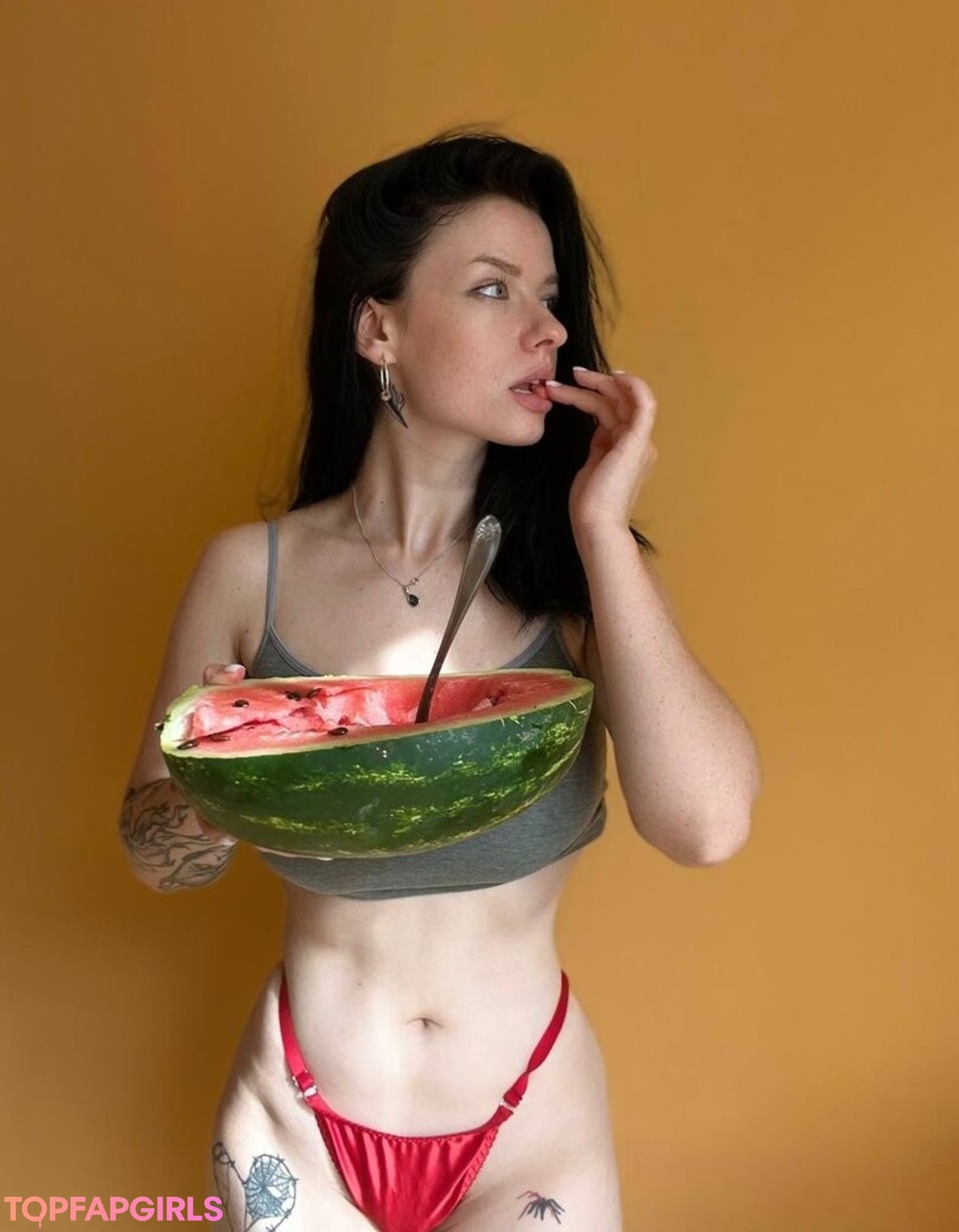 Naakte gelekte OnlyFans-foto van Innervus #1738