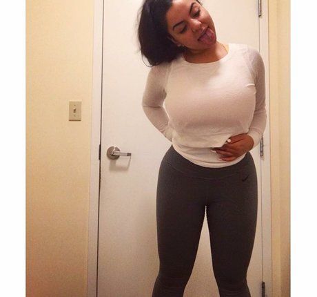 Iloveteniah