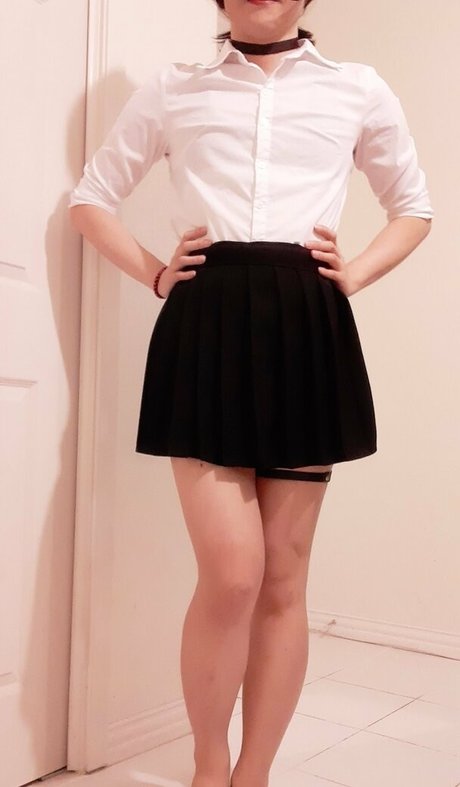 Naakte gelekte OnlyFans-foto van Yyyuno