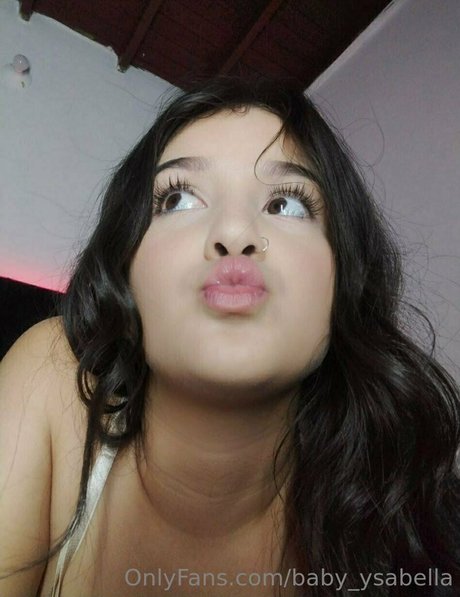 Naakte gelekte OnlyFans-foto van Babyysabella