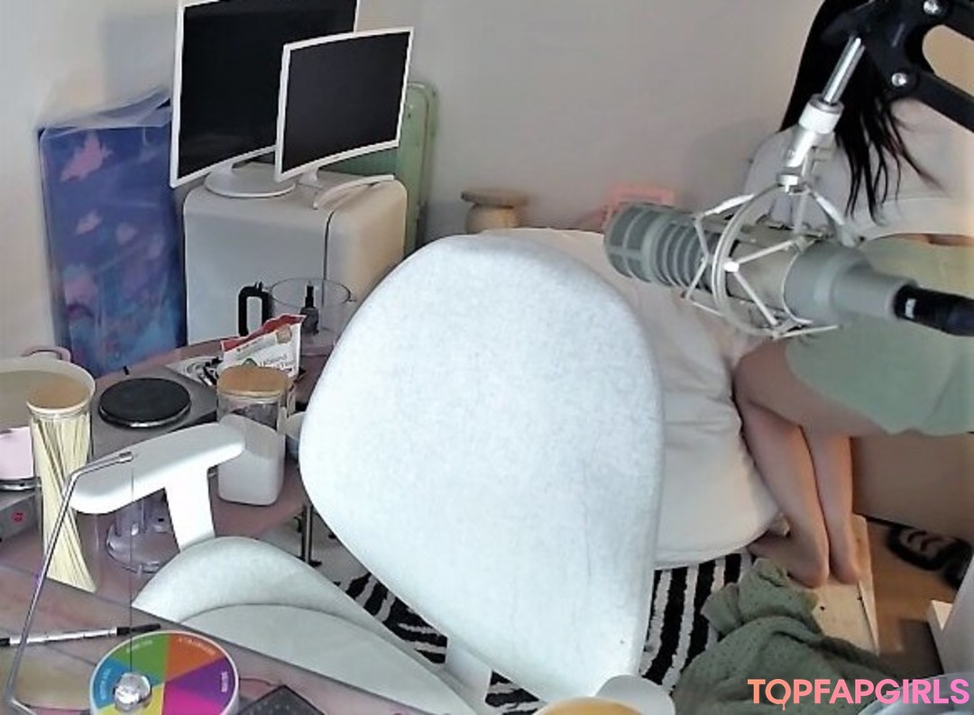 Naakte gelekte OnlyFans-foto van Ariasaki #1004