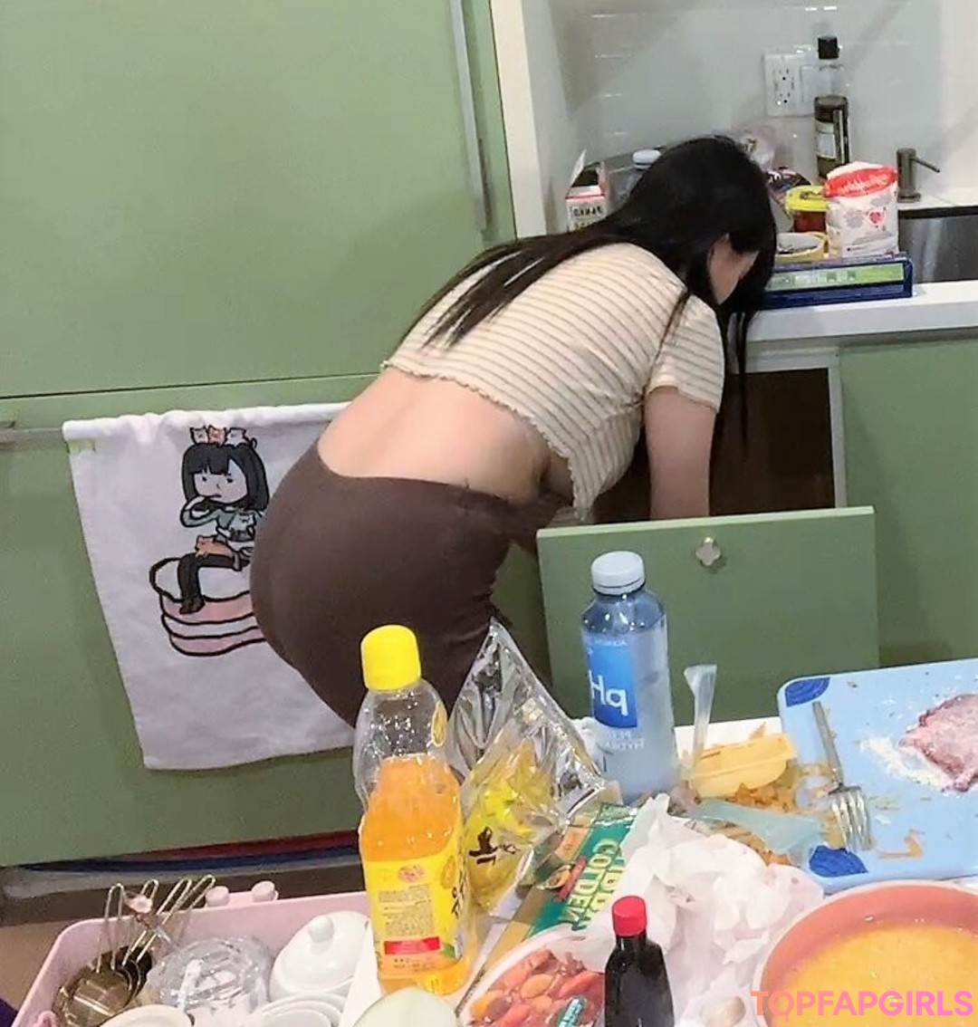 Naakte gelekte OnlyFans-foto van Ariasaki #1176