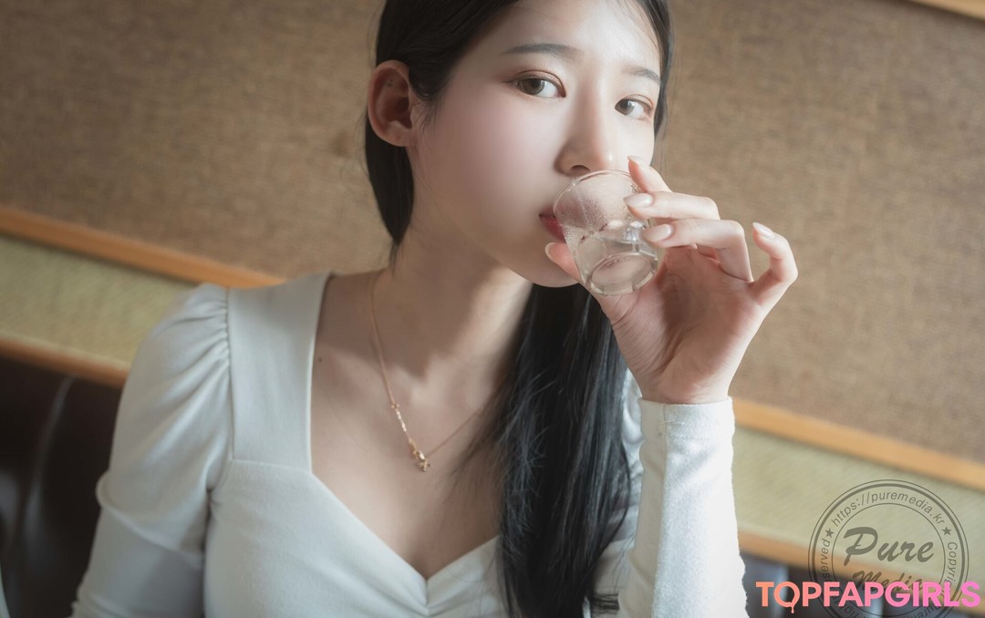 Naakte gelekte OnlyFans-foto van Korean Gravures #1324