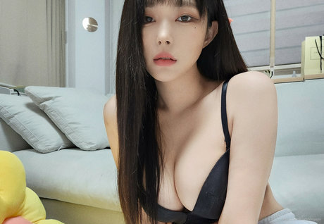 Korean Gravures