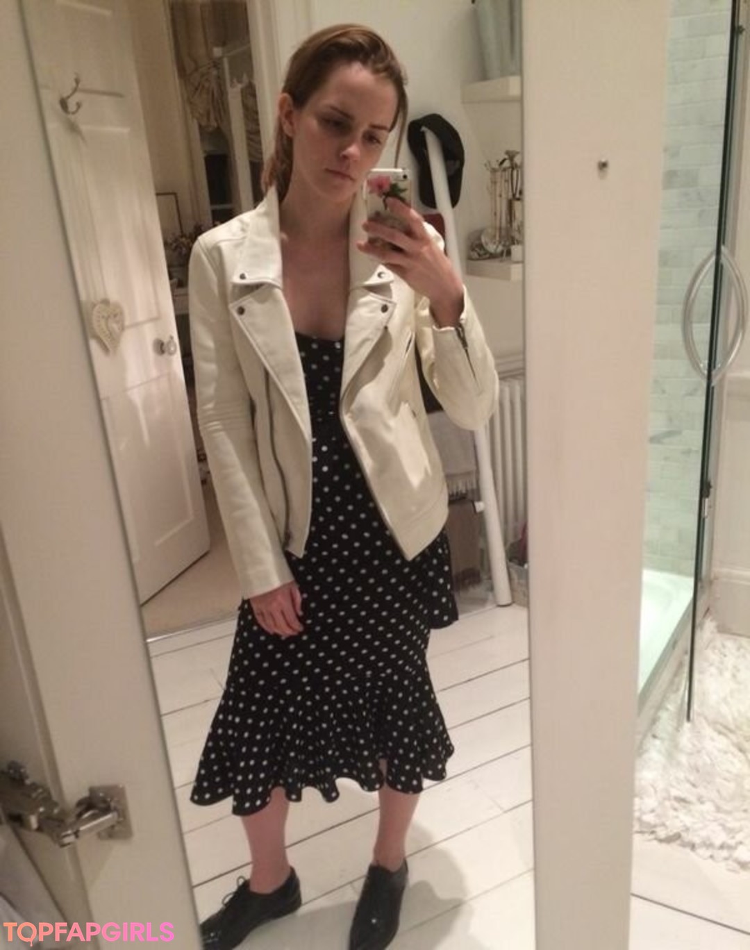 Naakte gelekte OnlyFans-foto van Emma Watson #1240