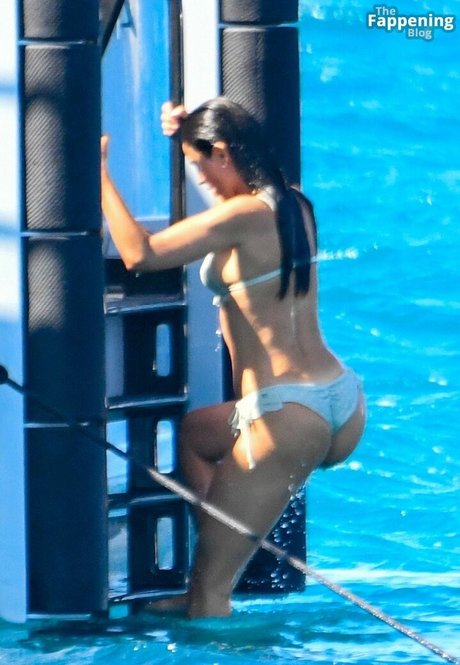 Eiza Gonzalez