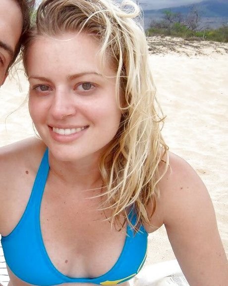 Elyse Willems