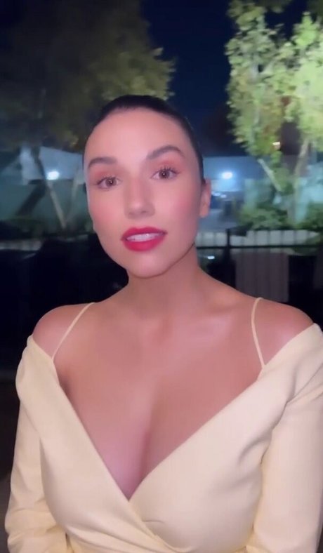 Grace Caroline Currey