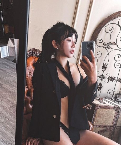Naakte gelekte OnlyFans-foto van Ggshacylin